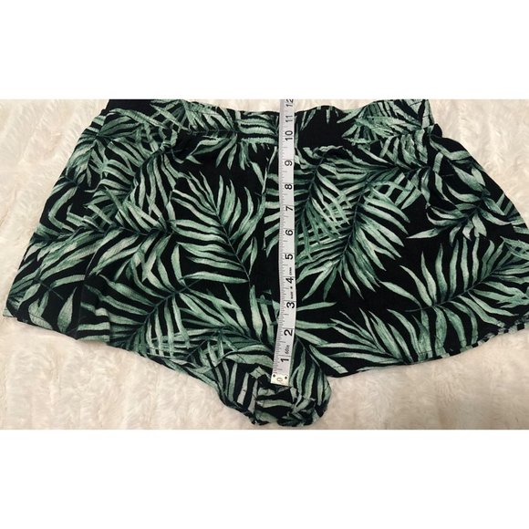 Forever 21 Brand Mini Stretch Shorts Tropical Palm Leaf 100% Rayon Women Size M - Picture 4 of 9